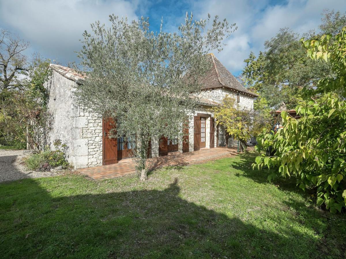 Charming Holiday Home With Pool Monbazillac Buitenkant foto