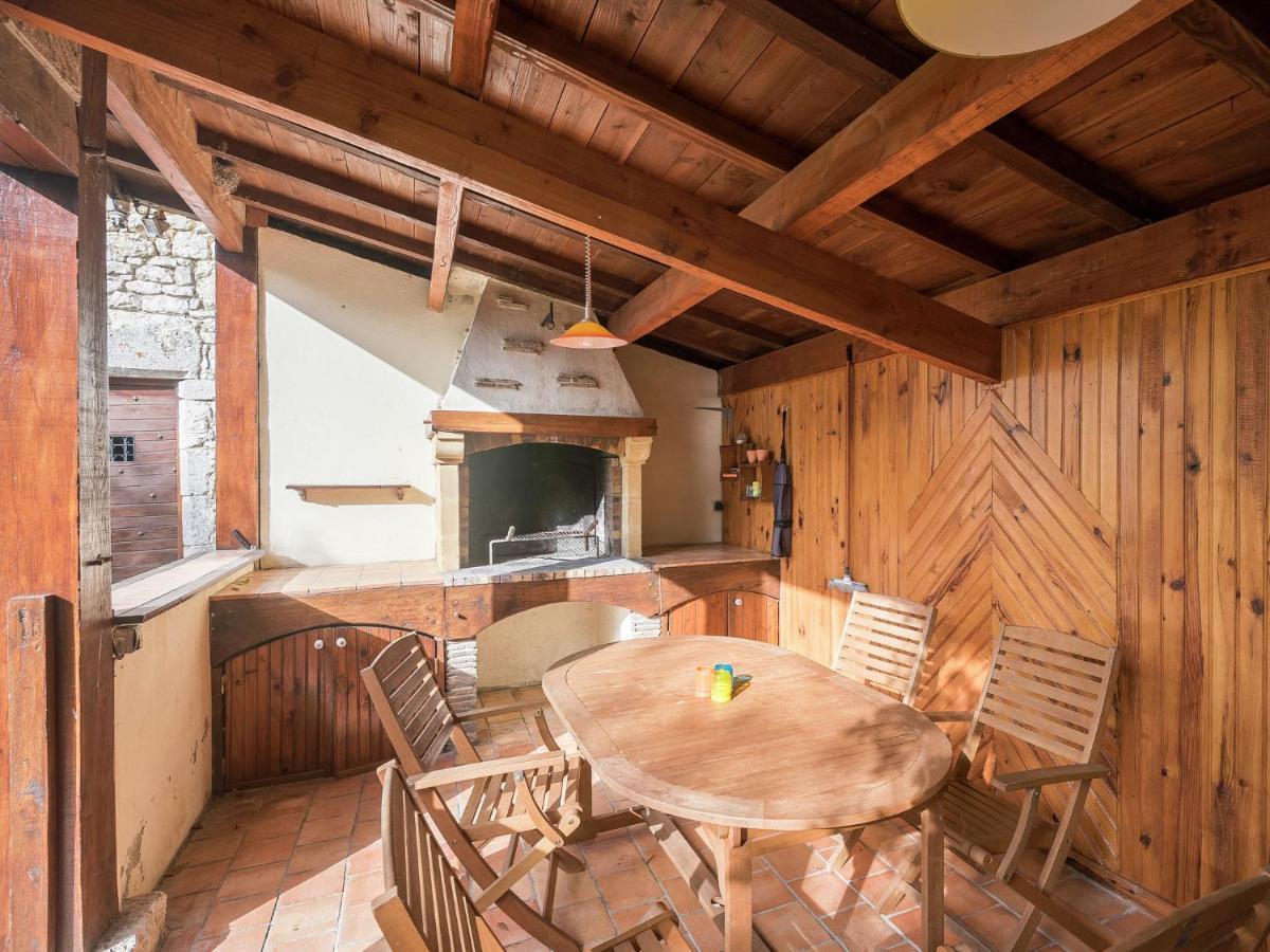Charming Holiday Home With Pool Monbazillac Buitenkant foto